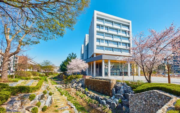 Học Bổng Du Học Hàn Quốc 2026 – Ngành Quản Trị Kinh Doanh (English Track) tại Đại Học SeoulTech