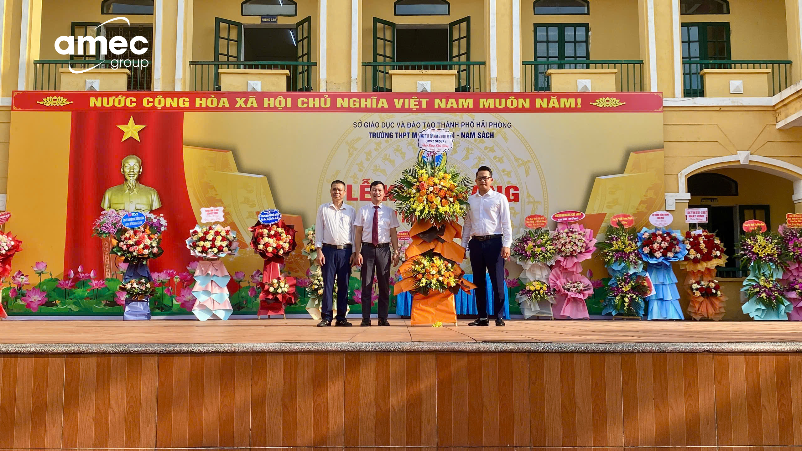 AMEC hòa chung không khí khai giảng năm học mới