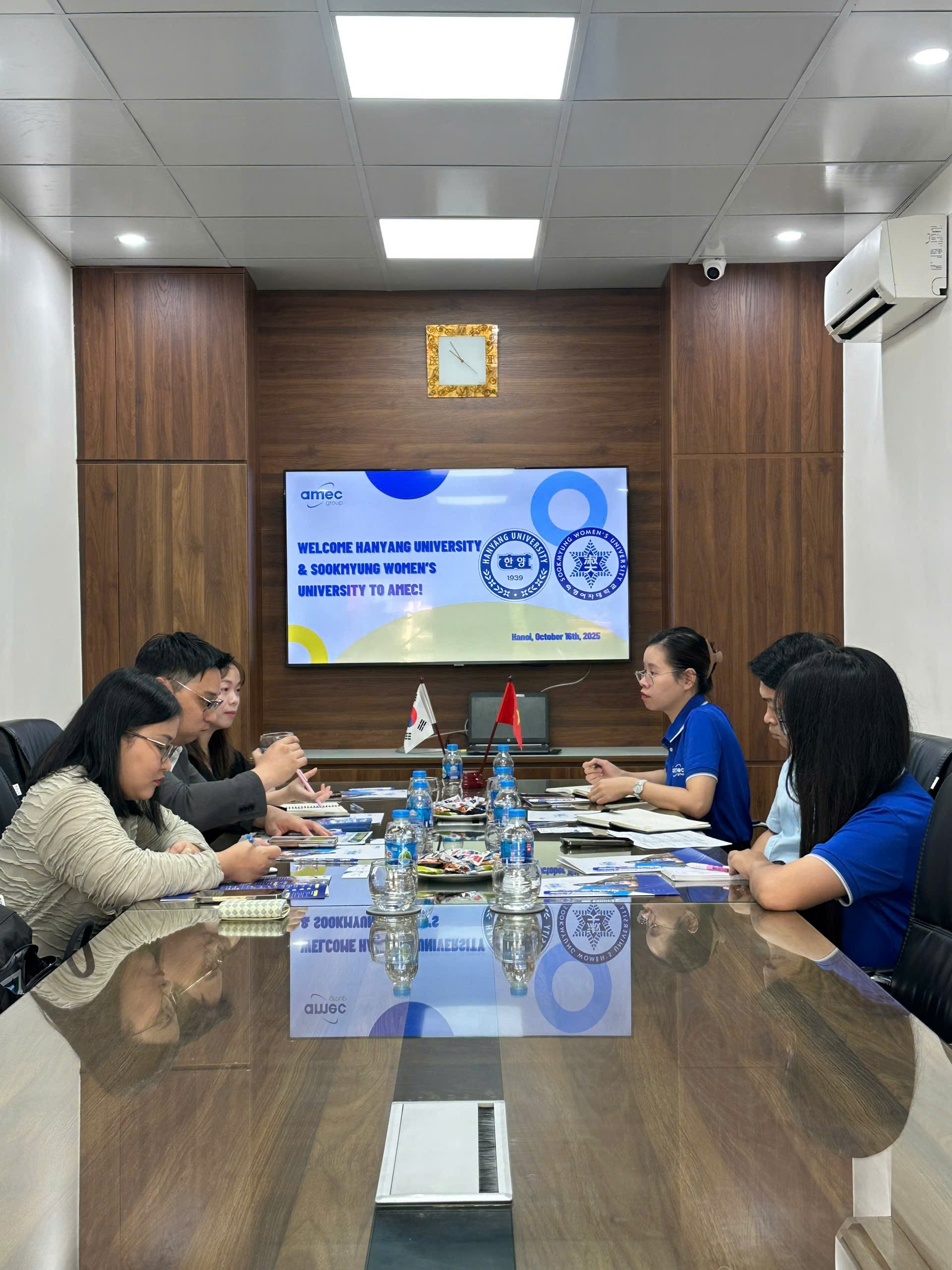 Amec hợp tác độc quyền cùng Đại học Sookmyung và Hanyang: Cơ hội học bổng du học Hàn Quốc 100% cho học sinh Việt Nam