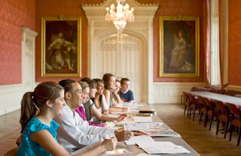 TOEFL, GMAT, GRE, SAT… Bạn cần kỳ thi nào khi du học Mỹ?