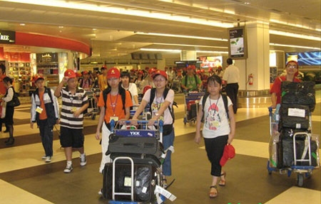 Du học hè: Đã đắt, kém bổ ích, lại thiếu an toàn