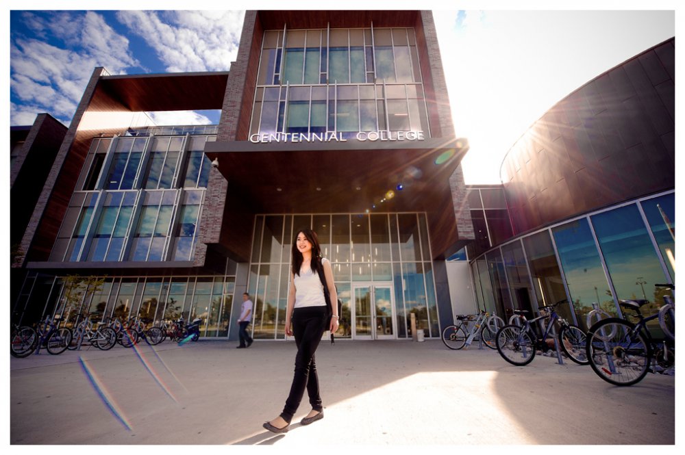 Cơ hội lớn với cuộc thi "I love Centennial College"