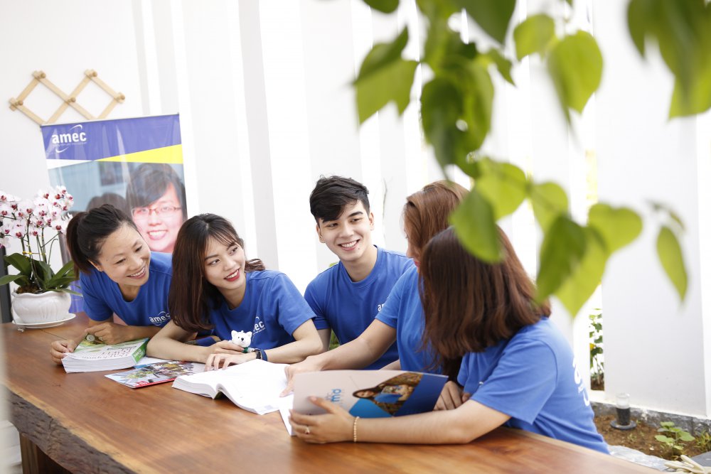 Mượn sách FREE tại thư viện sách tiếng Đức Amec Academy