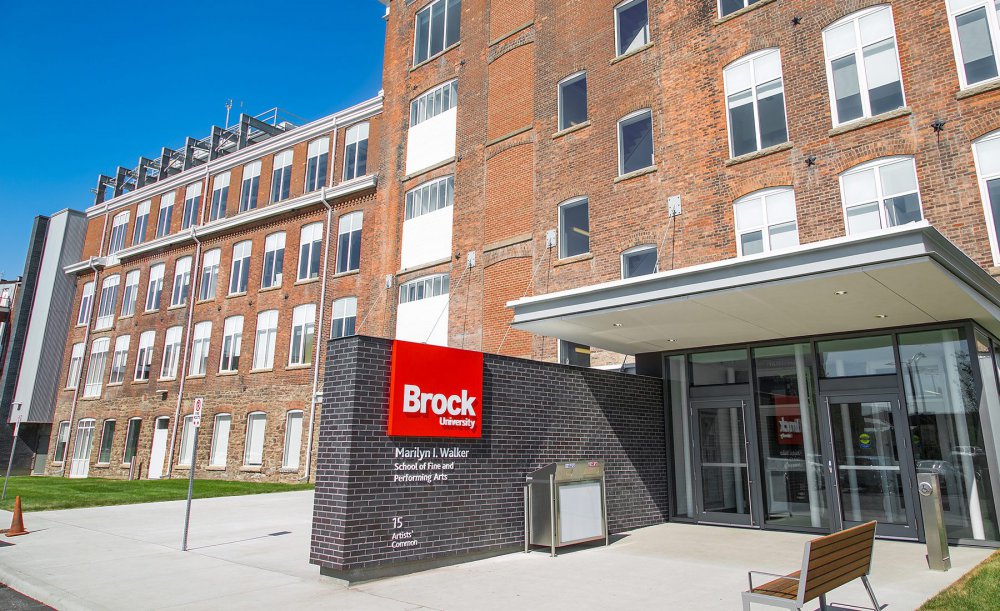 Học bổng hấp dẫn $20.000 CAD Trường Đại học Brock - Canada