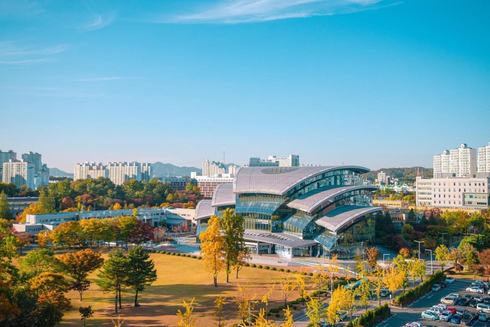 Top đại học Hàn Quốc có tỷ lệ sinh viên tốt nghiệp kiếm được việc làm cao nhất