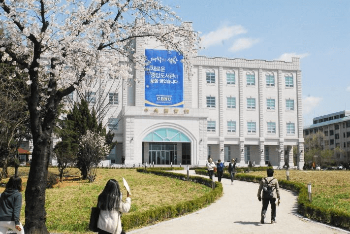 Top 3 ngành học có cơ hội việc làm cao nhất tại trường đại học Chonbuk Hàn Quốc