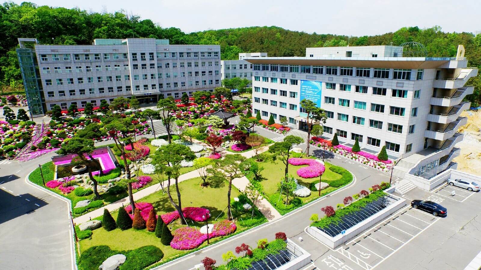 Seojeong University