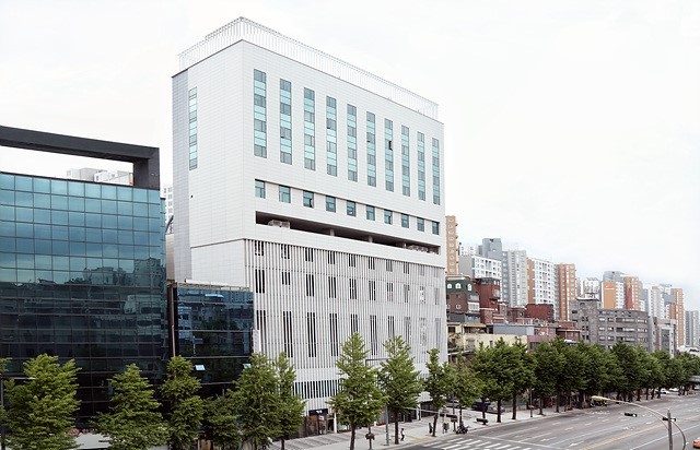 Assist University