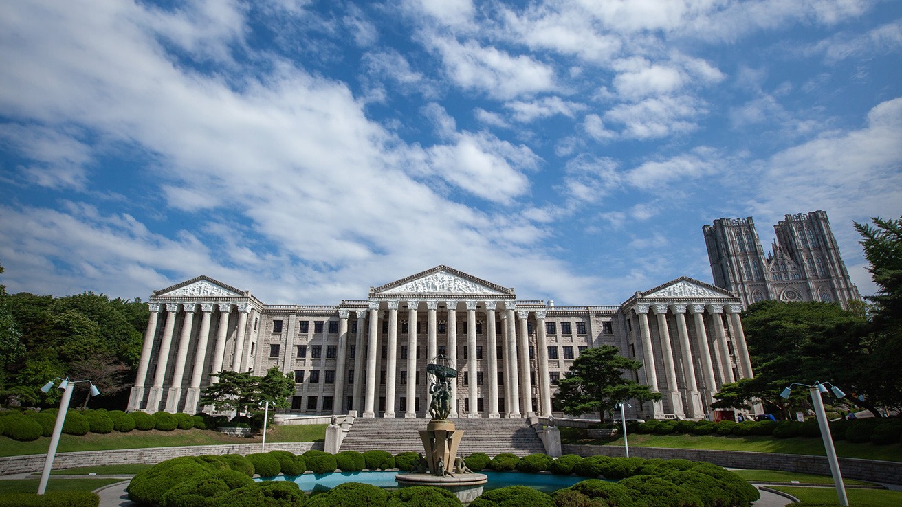 Kyung Hee University