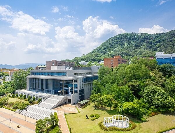 Hallym University